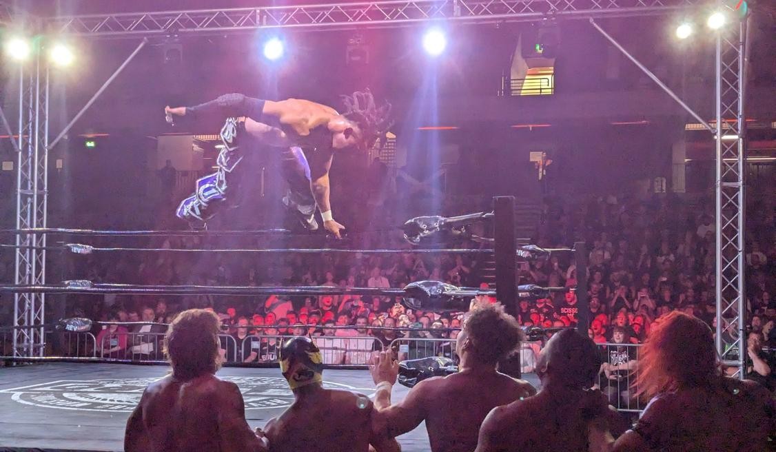 Leon Slater leaping out of the ring